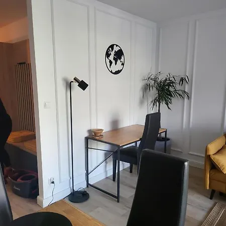 Apartment Like A Boss Executive Center Bank Polski 1929