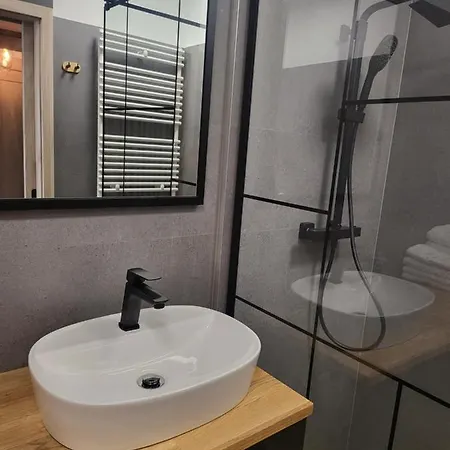 Like A Boss Executive Center Bank Polski 1929 グディニャ